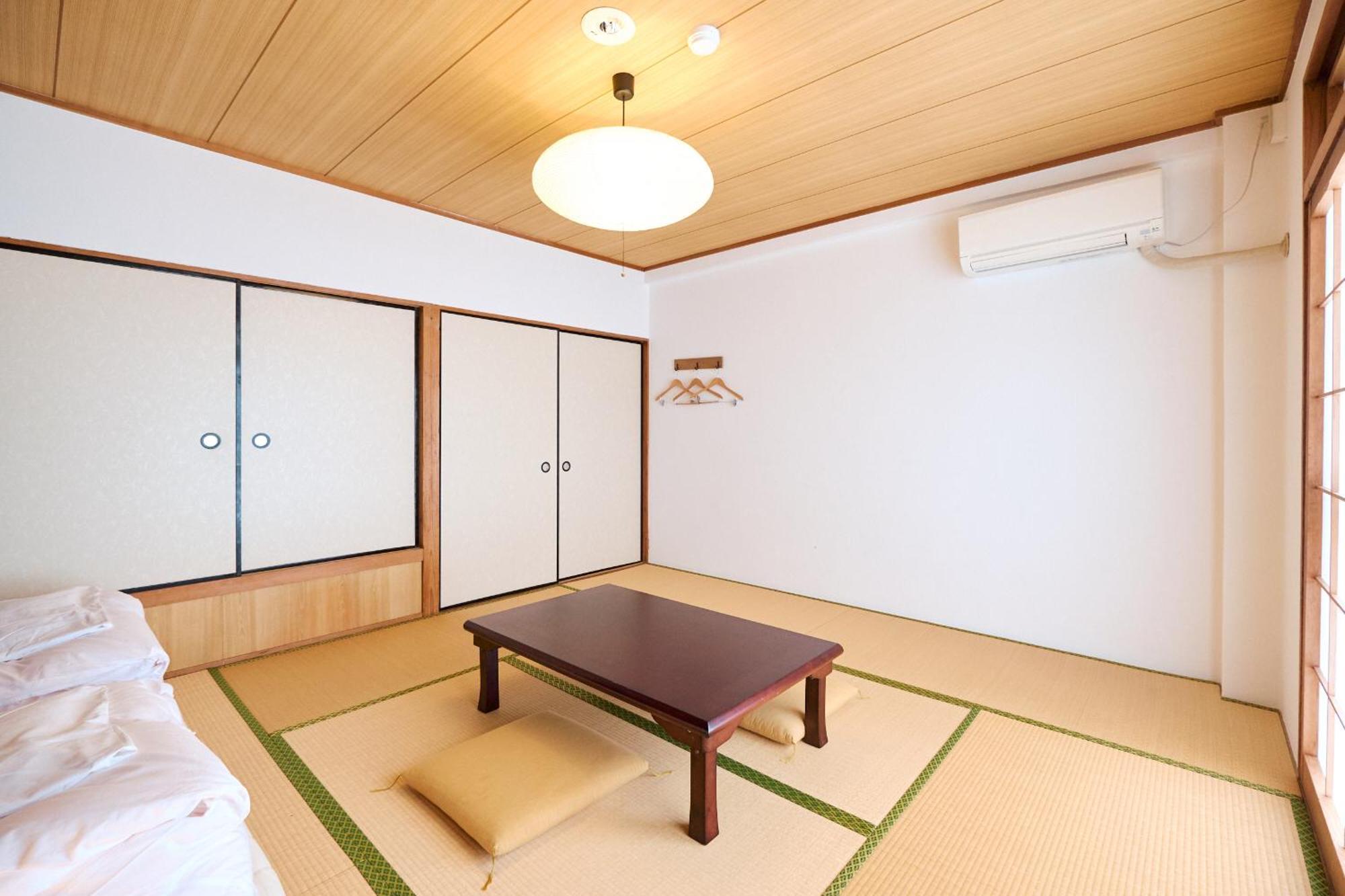 J-Hoppers Lake Biwa Guesthouse Otsu Pokój zdjęcie